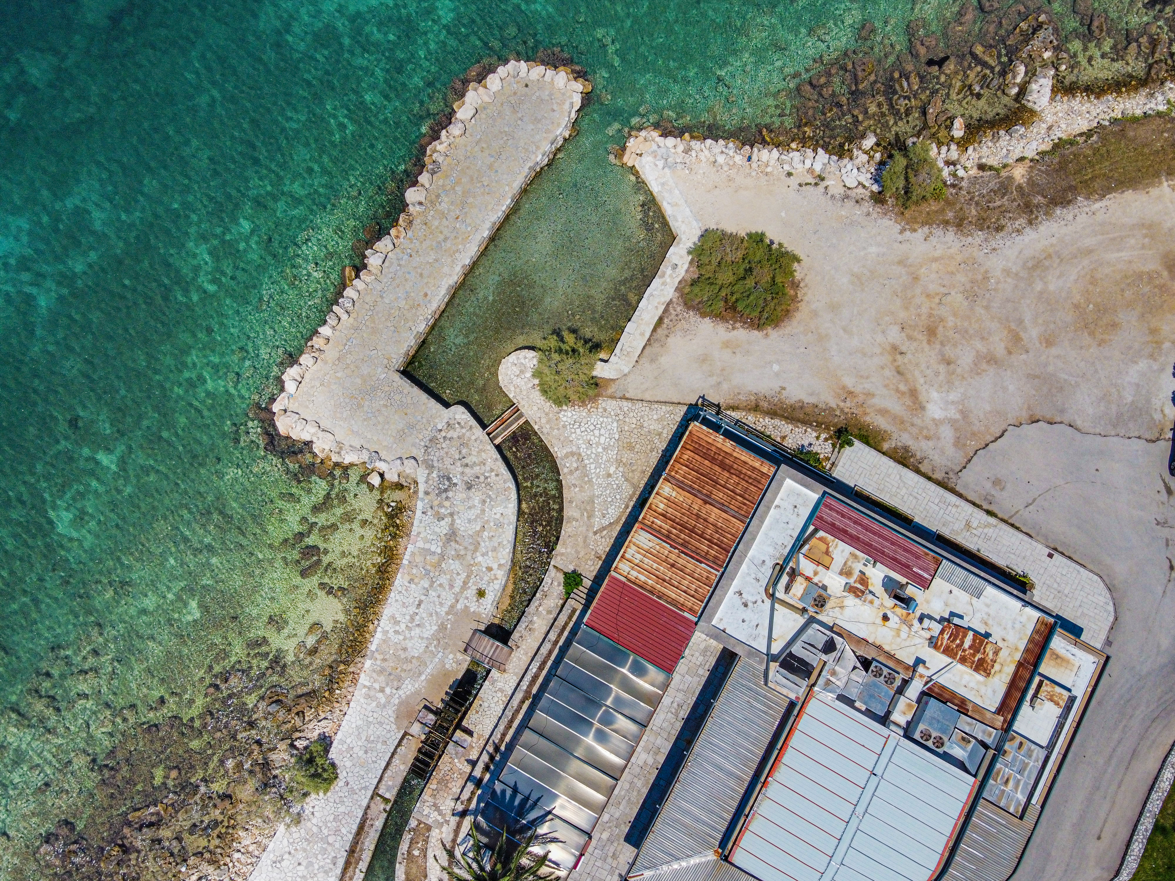 The influx of the sea water to the sinkholes