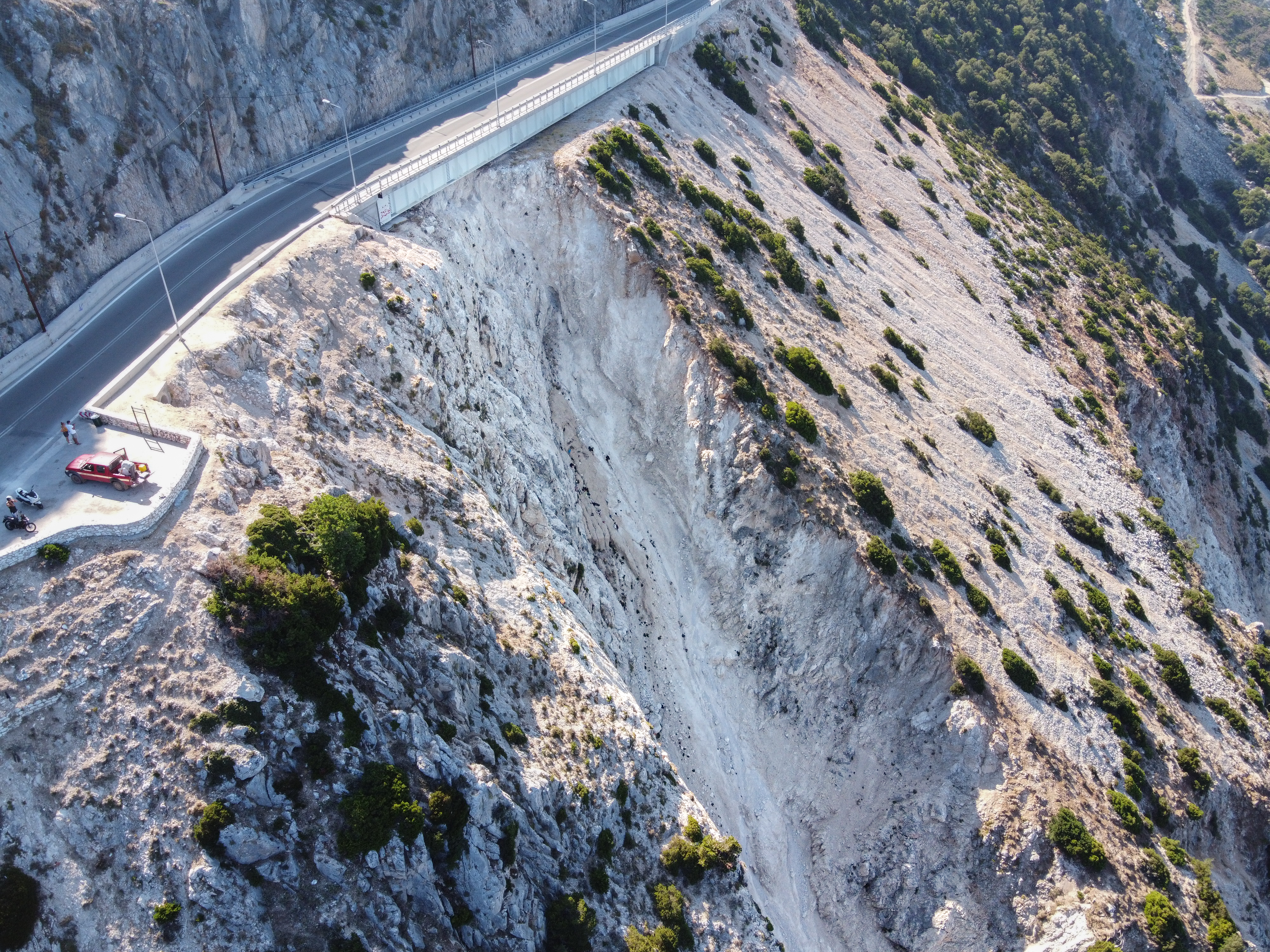 Η νέα γέφυρα στην περιοχή του Χάρακα